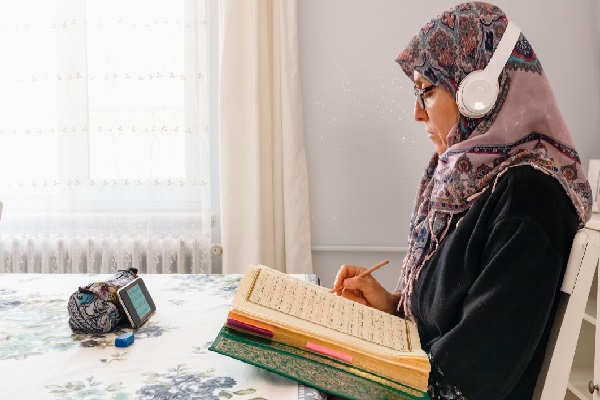 ONLINE QURAN CLASSES FOR ADULTS